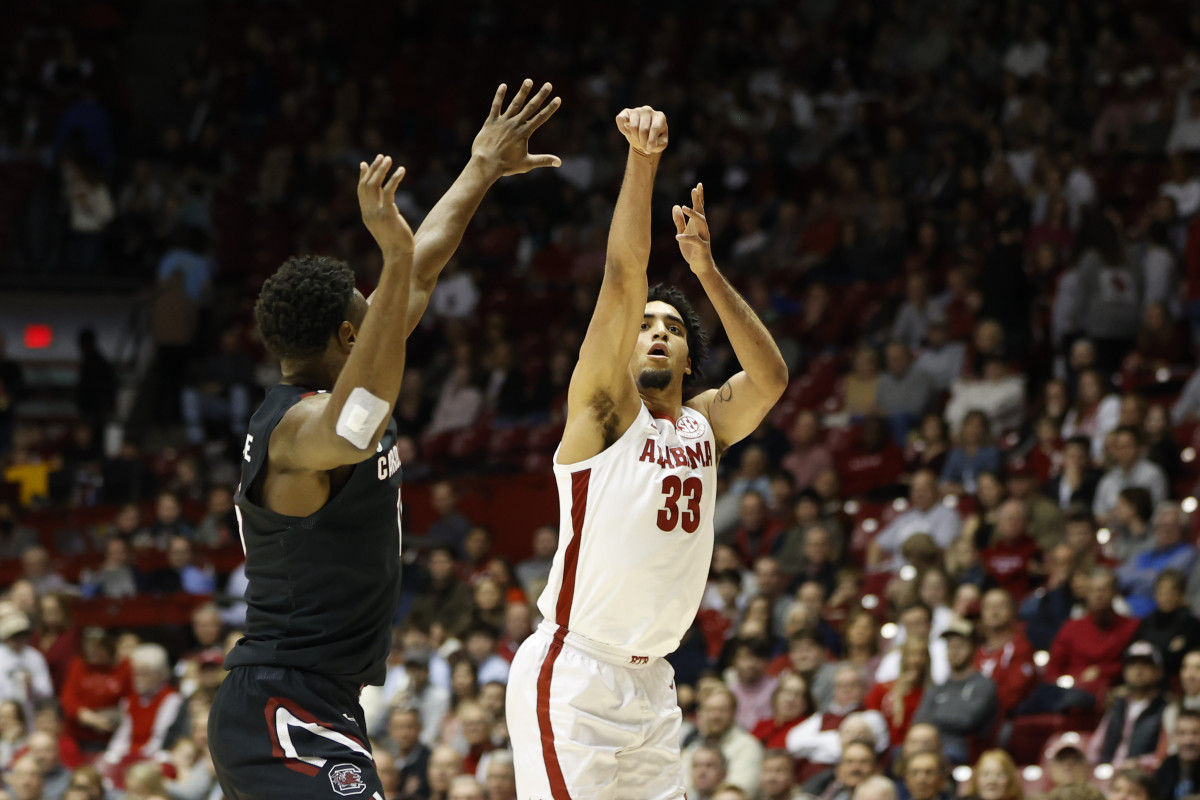 James Rojas hits a 3 vs South Carolina